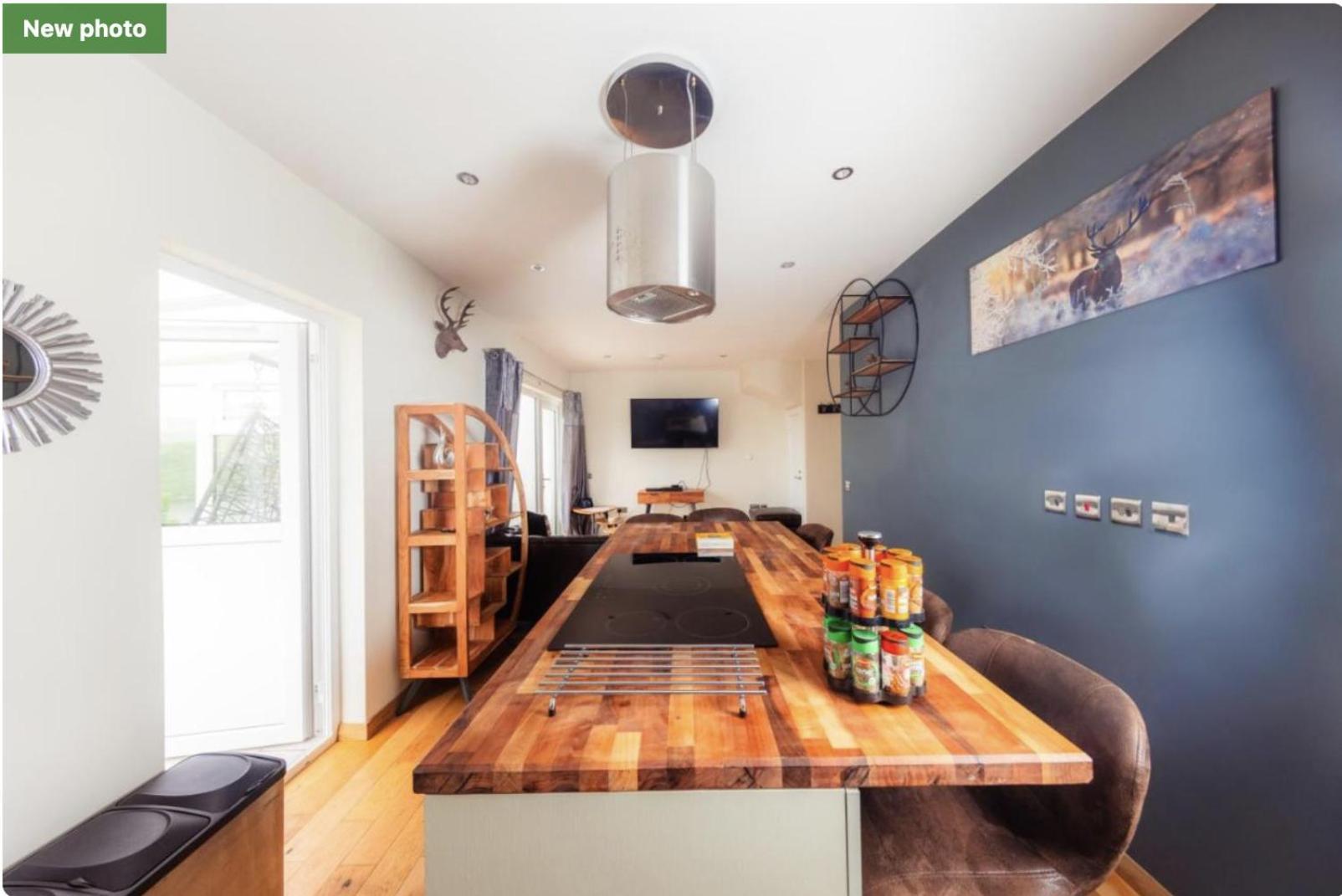 Luxury Cottage With Stunning Views Near Fairy Pools - School House 3 Carbost  Exterior photo