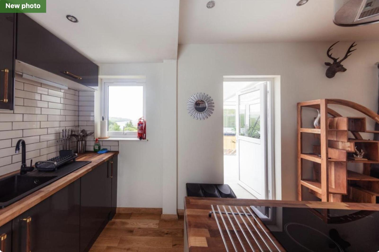 Luxury Cottage With Stunning Views Near Fairy Pools - School House 3 Carbost  Exterior photo